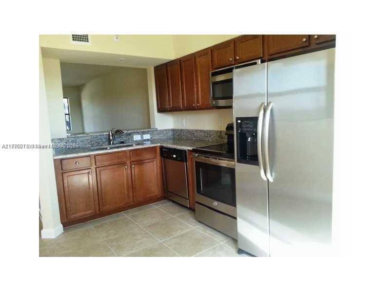 Cutler Bay, FL 33190,22541 SW 88th Pl #103-6