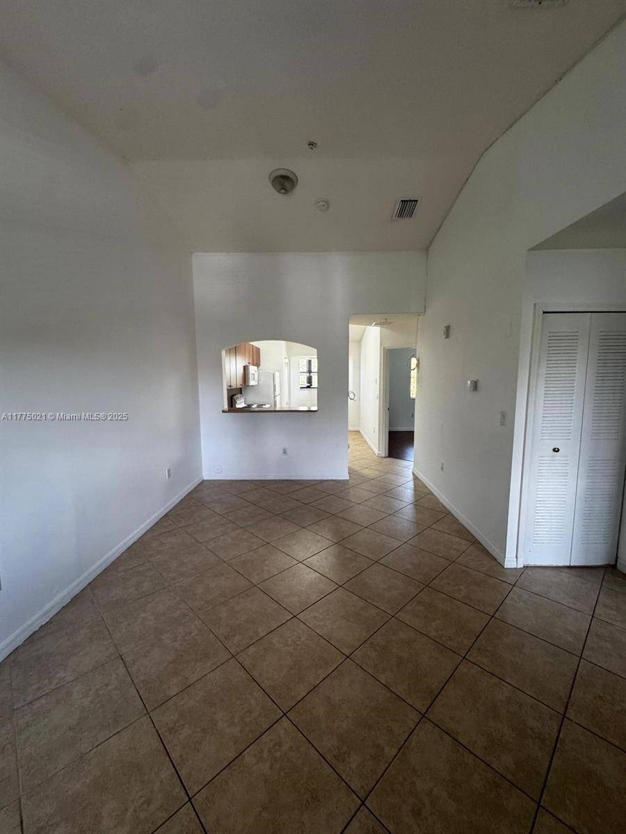 Cutler Bay, FL 33190,22621 SW 88th Pl #302-8