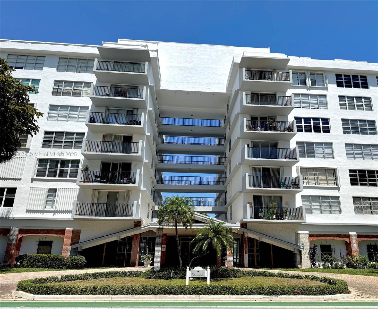 Bay Harbor Islands, FL 33154,1001 91st St #710