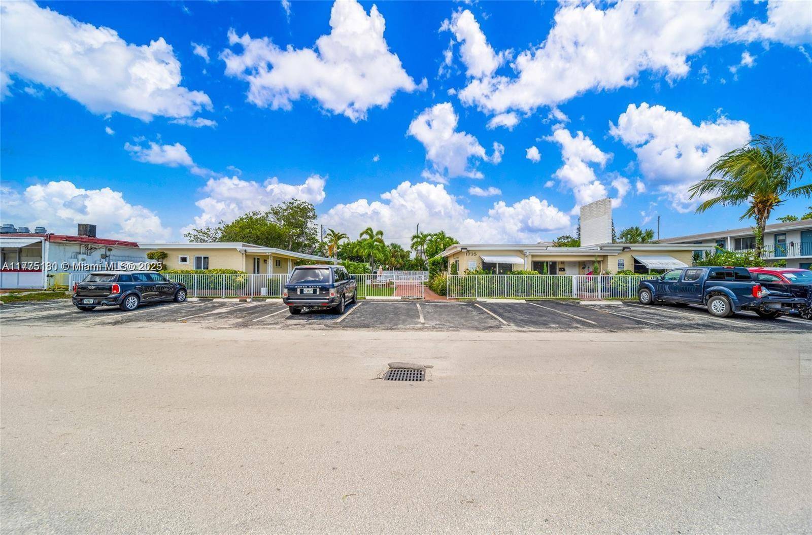 Hollywood, FL 33020,1735 Arthur St