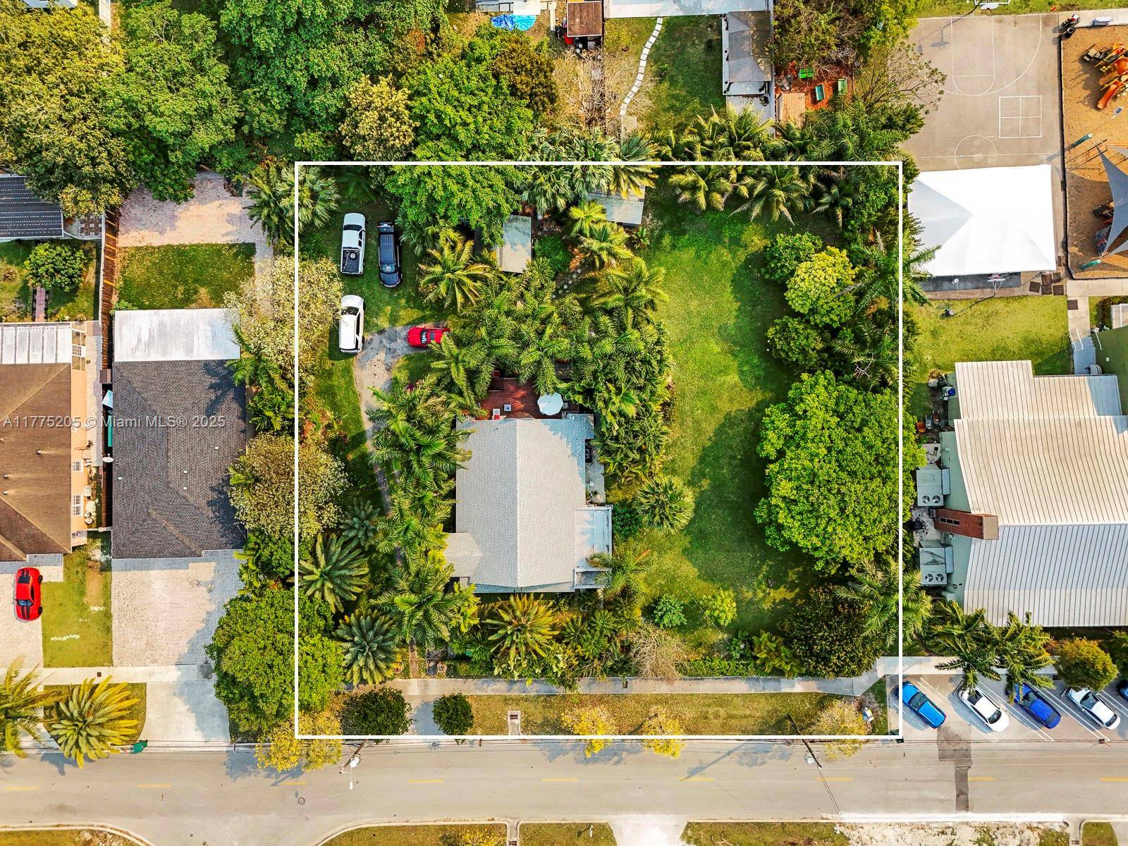 Florida City, FL 33034,411 SW 1st St