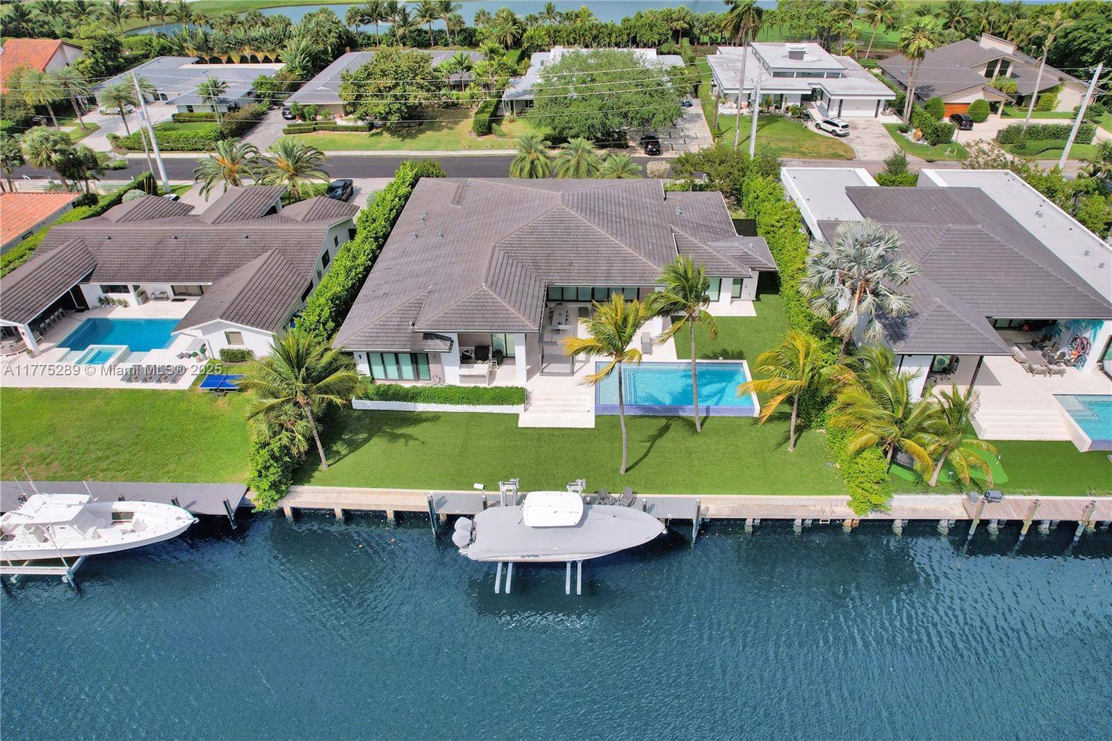 Hallandale Beach, FL 33009,1651 Diplomat Pkwy