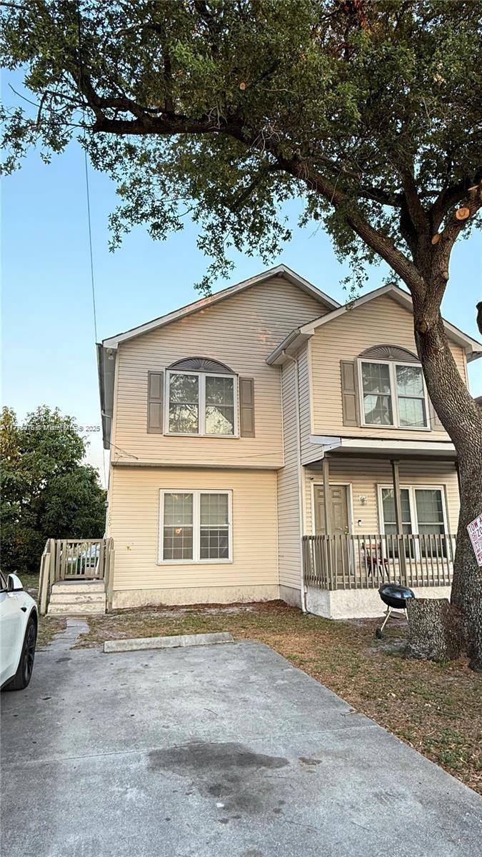 Fort Lauderdale, FL 33317,1600 SW 44th #1600