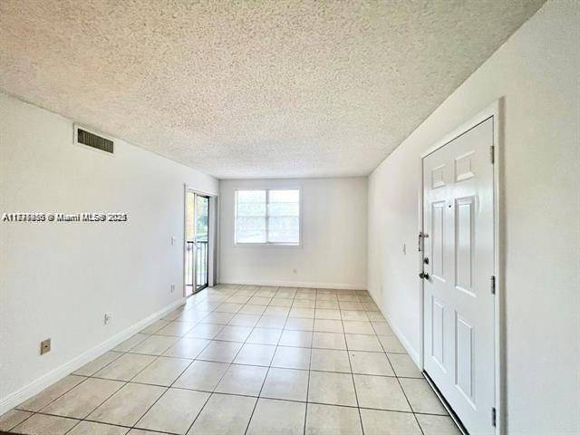 Pompano Beach, FL 33069,1257 SW 46th Ave #1814