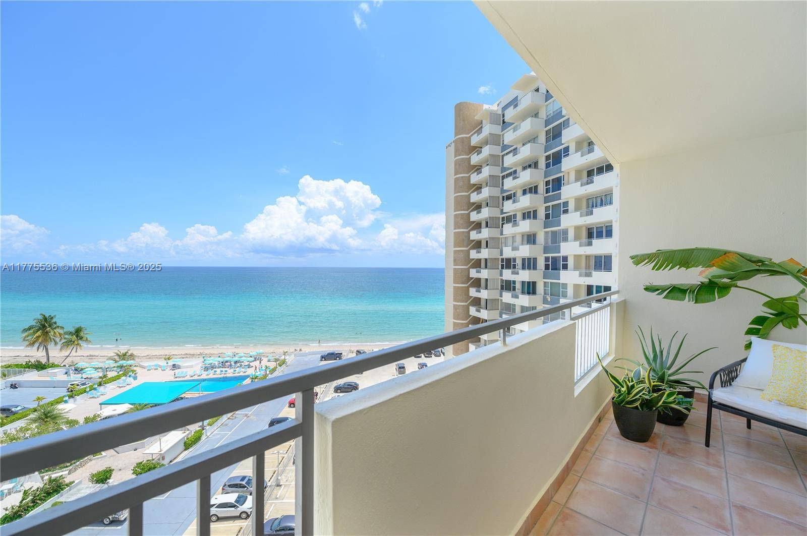 Hallandale Beach, FL 33009,3180 S Ocean Dr #902