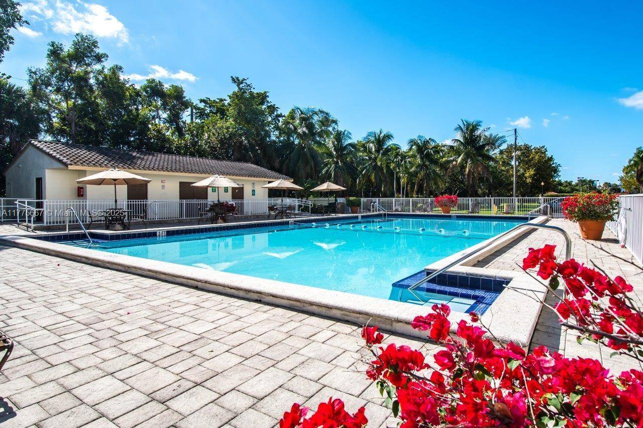 North Miami, FL 33181,1900 Sans Souci Blvd #229
