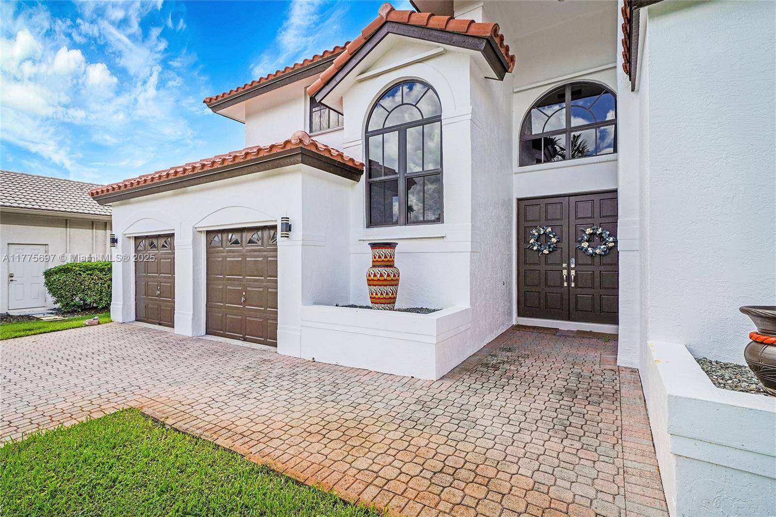 Pembroke Pines, FL 33027,500 E Cypress Pointe Dr E