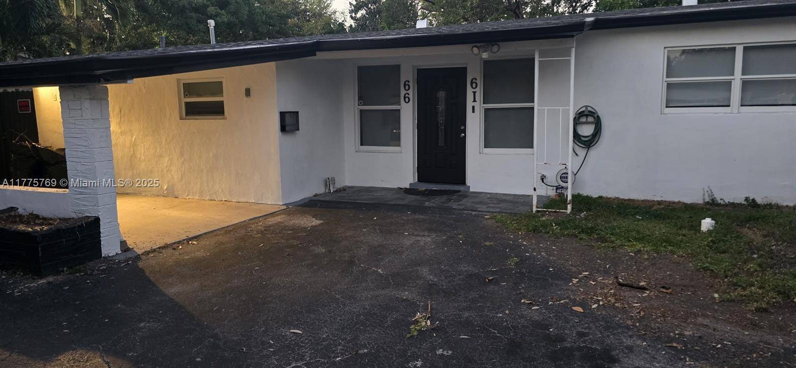 Hollywood, FL 33024,6661 Mckinley St