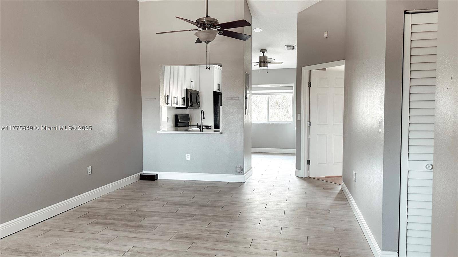 Pembroke Pines, FL 33024,7910 NW 7th #203