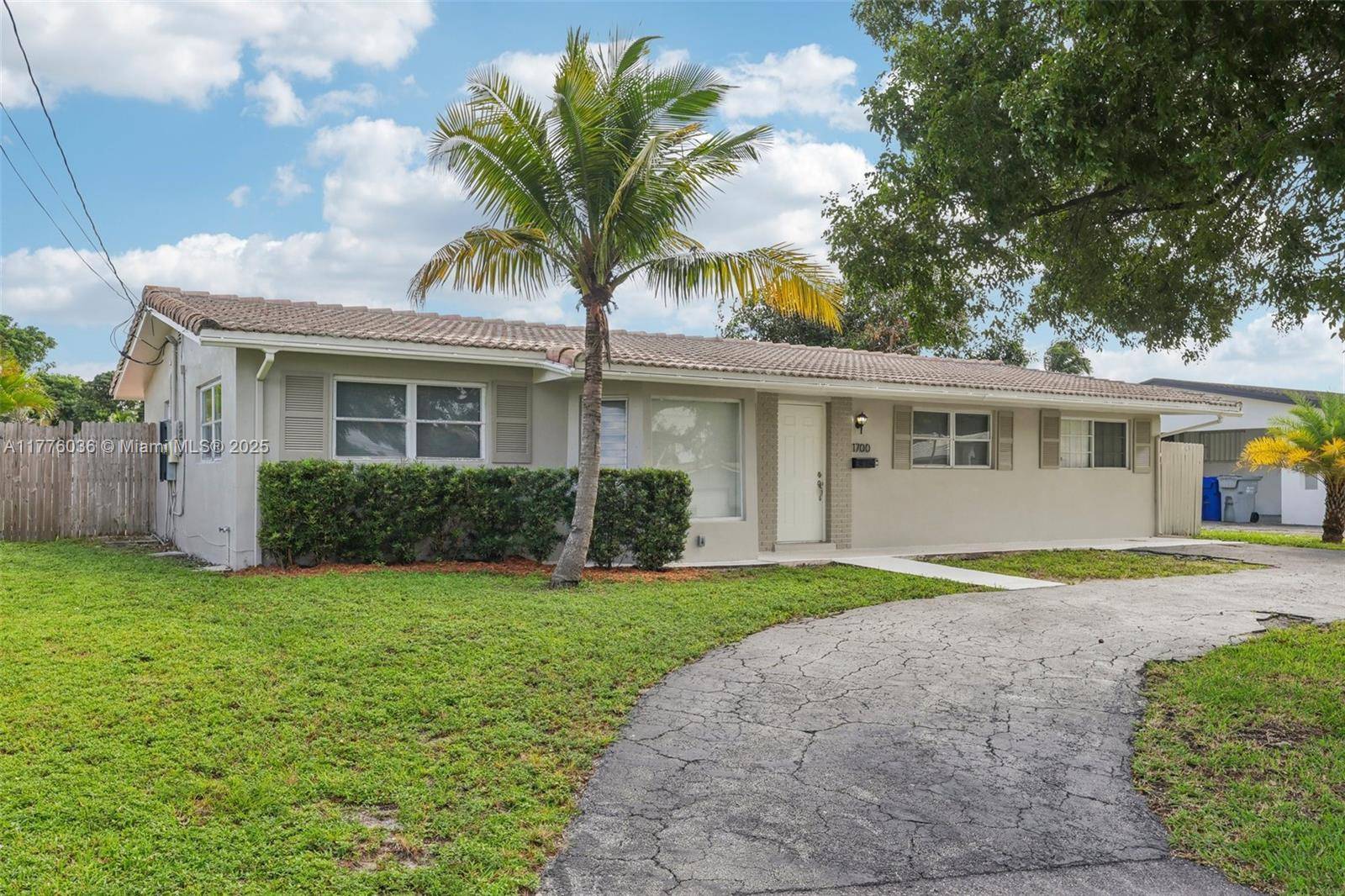 Pompano Beach, FL 33060,1700 SW 5th Ave