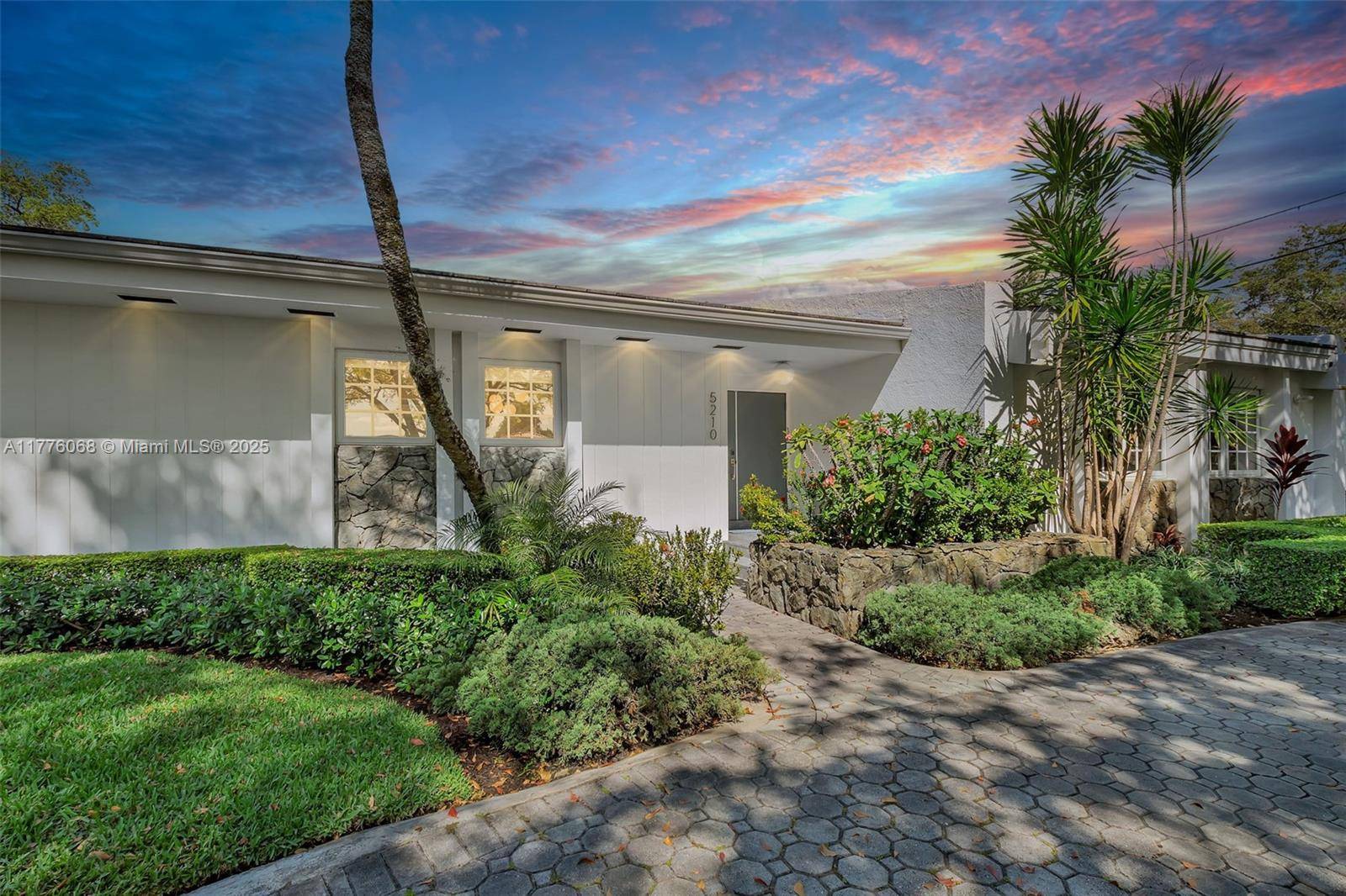 Coral Gables, FL 33146,5210 Alhambra Cir