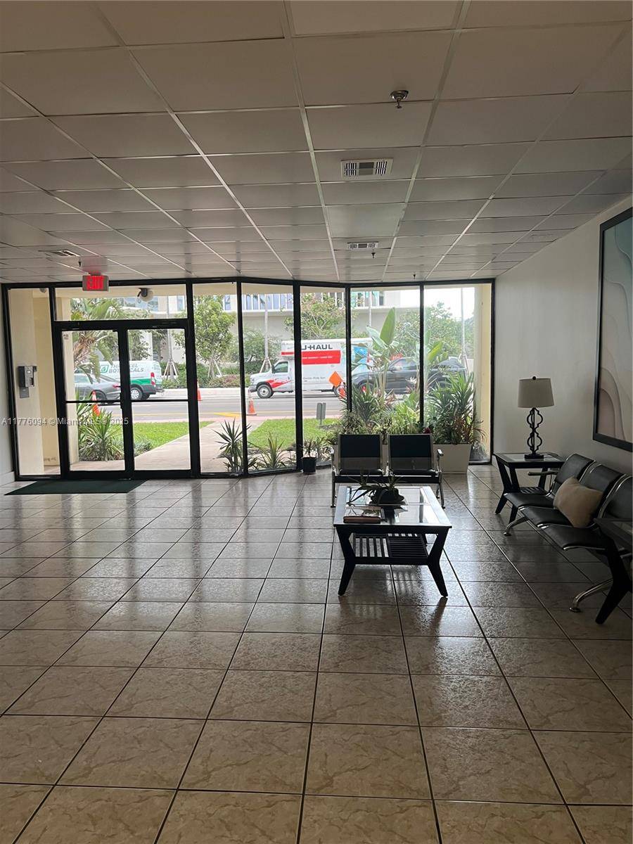 Surfside, FL 33154,9124 Collins Ave #304