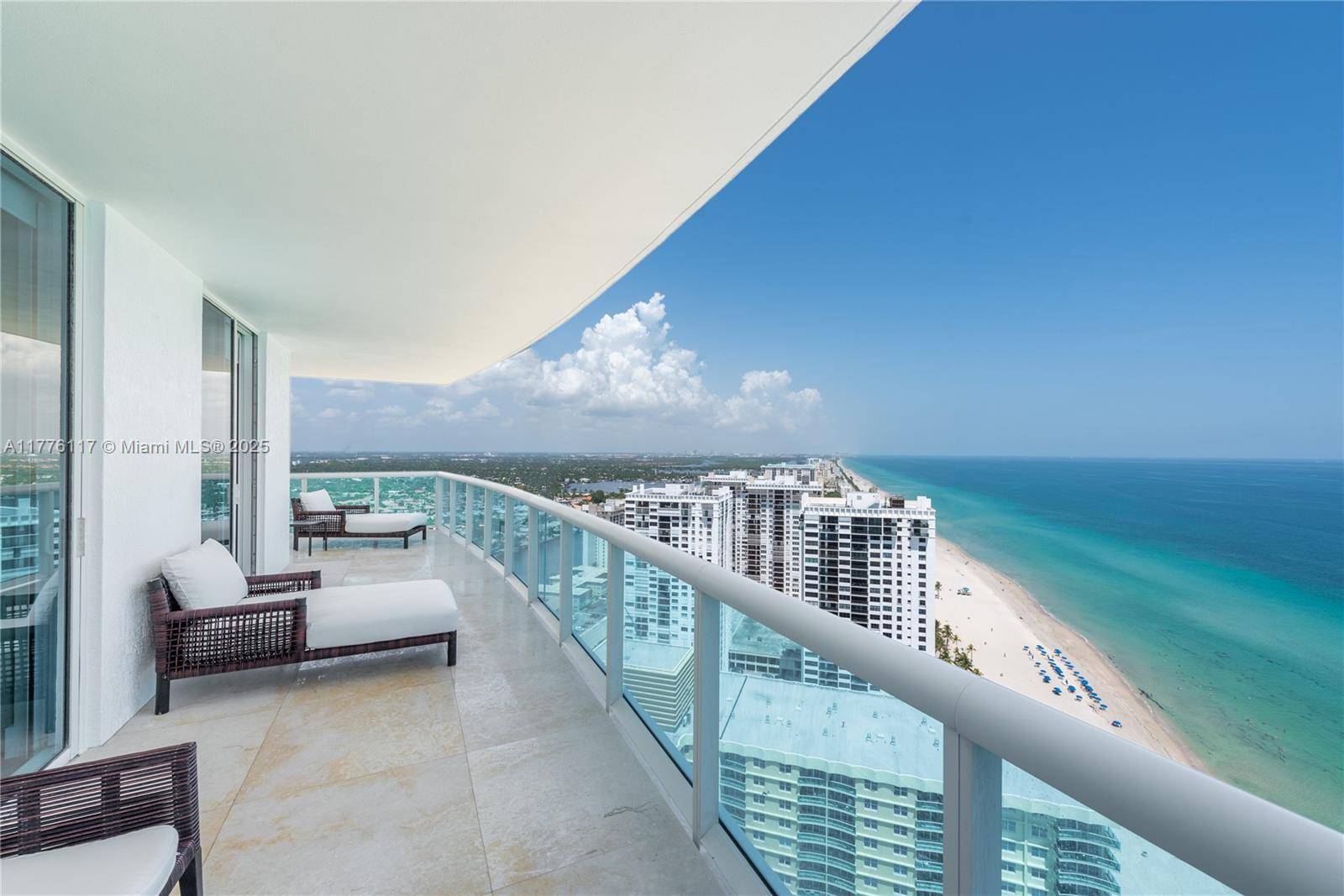 Hollywood, FL 33019,2711 S Ocean Dr #3202