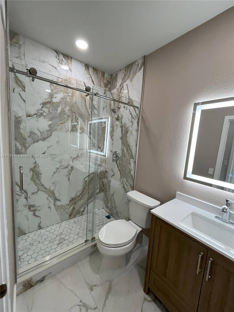 Miami, FL 33174,8906 W Flagler St #220