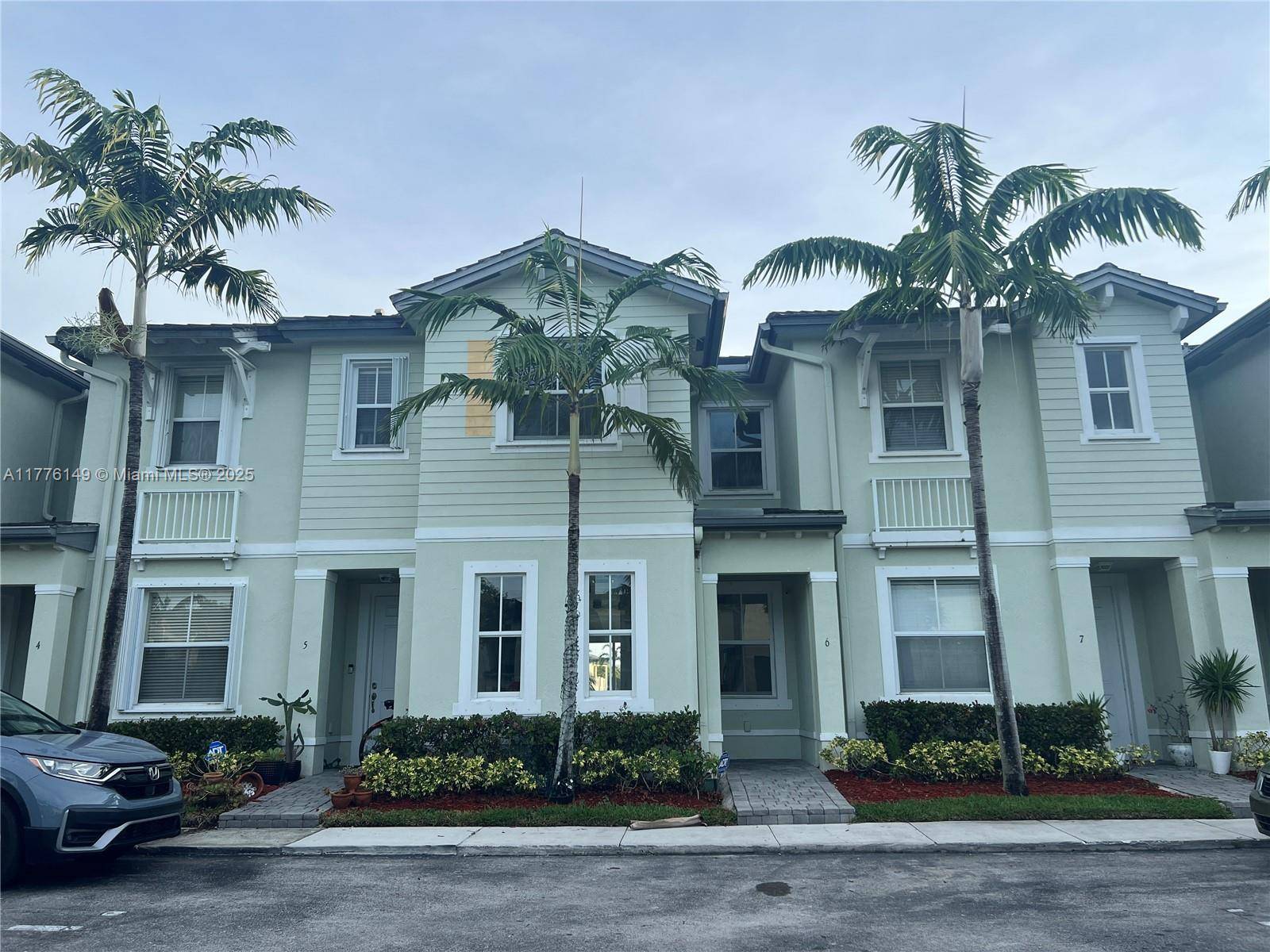 Homestead, FL 33033,2935 SE 1st Dr #6