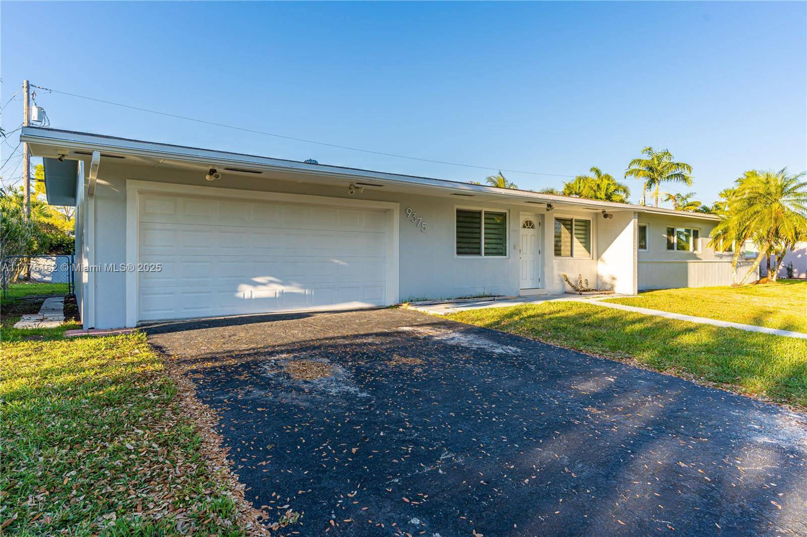 Palmetto Bay, FL 33157,9375 SW 181st St #.