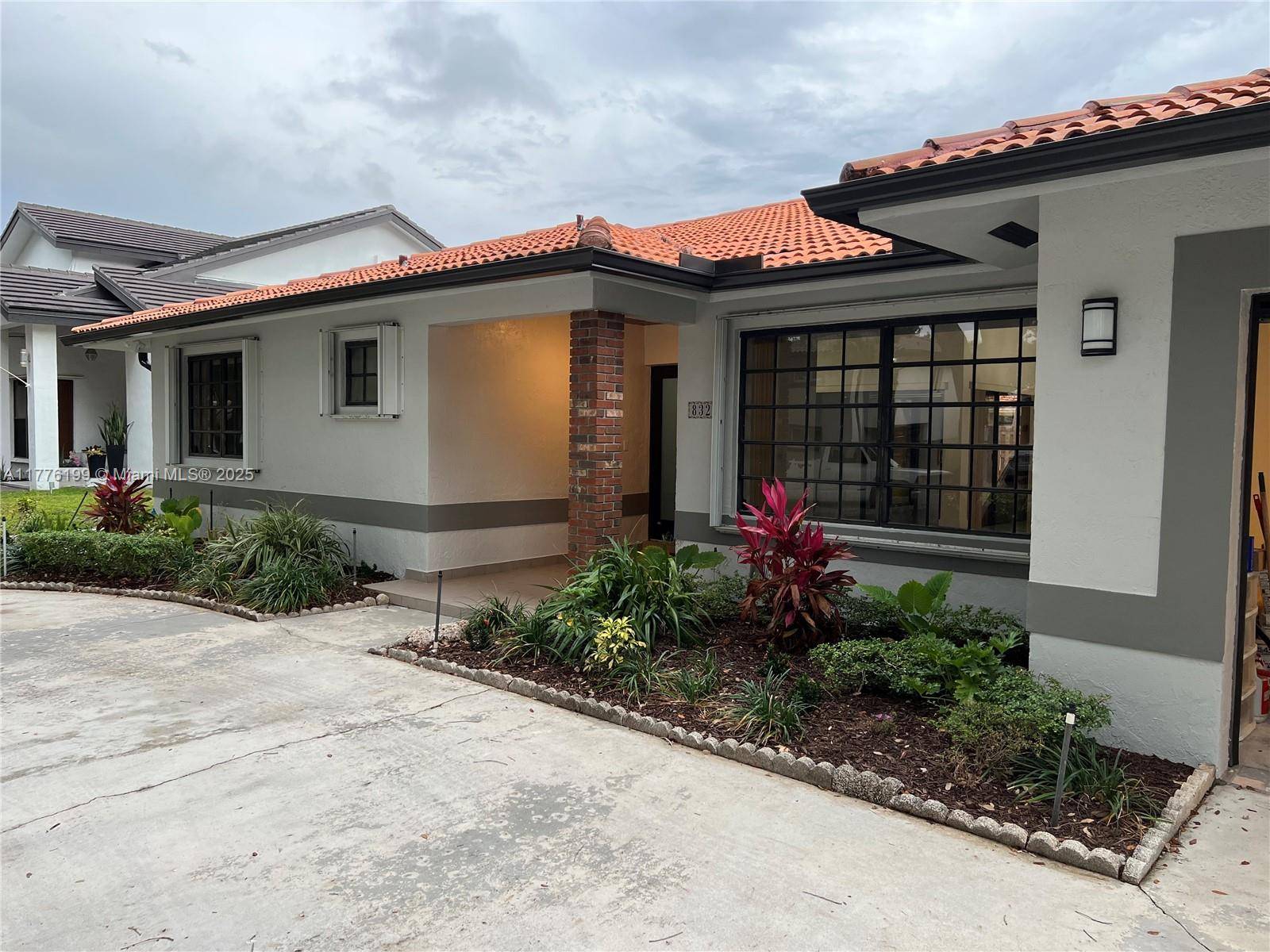 Miami Lakes, FL 33016,8321 NW 167th Ter #8321