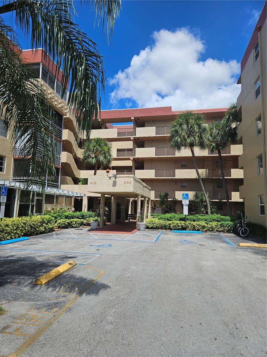 Plantation, FL 33317,Address not disclosed