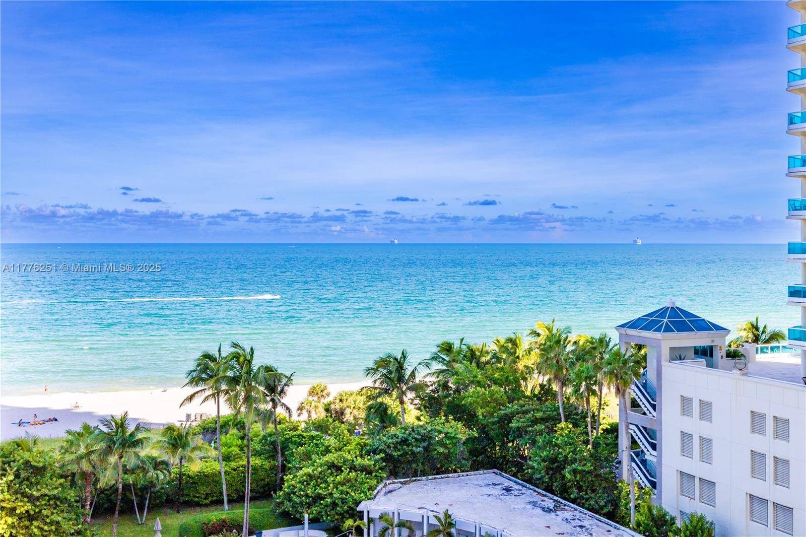 Miami Beach, FL 33140,5055 Collins Ave #7A