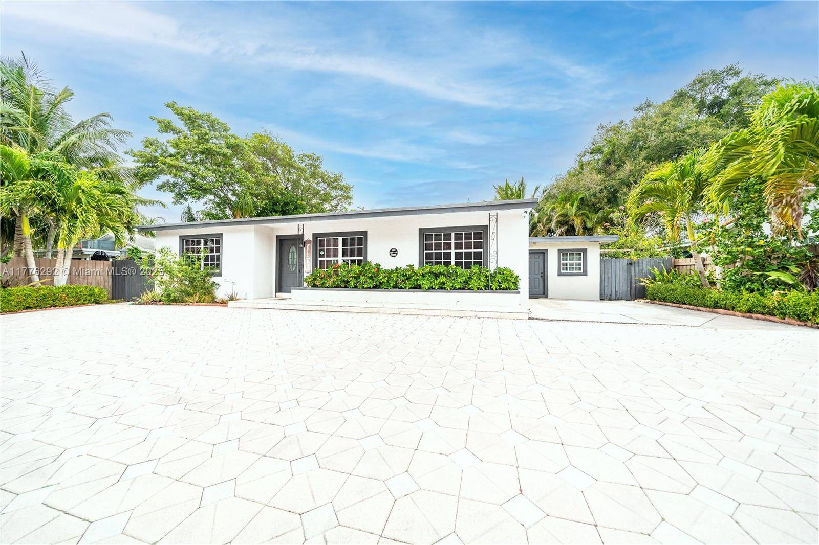 Lake Worth, FL 33461,1330 Ontario Dr