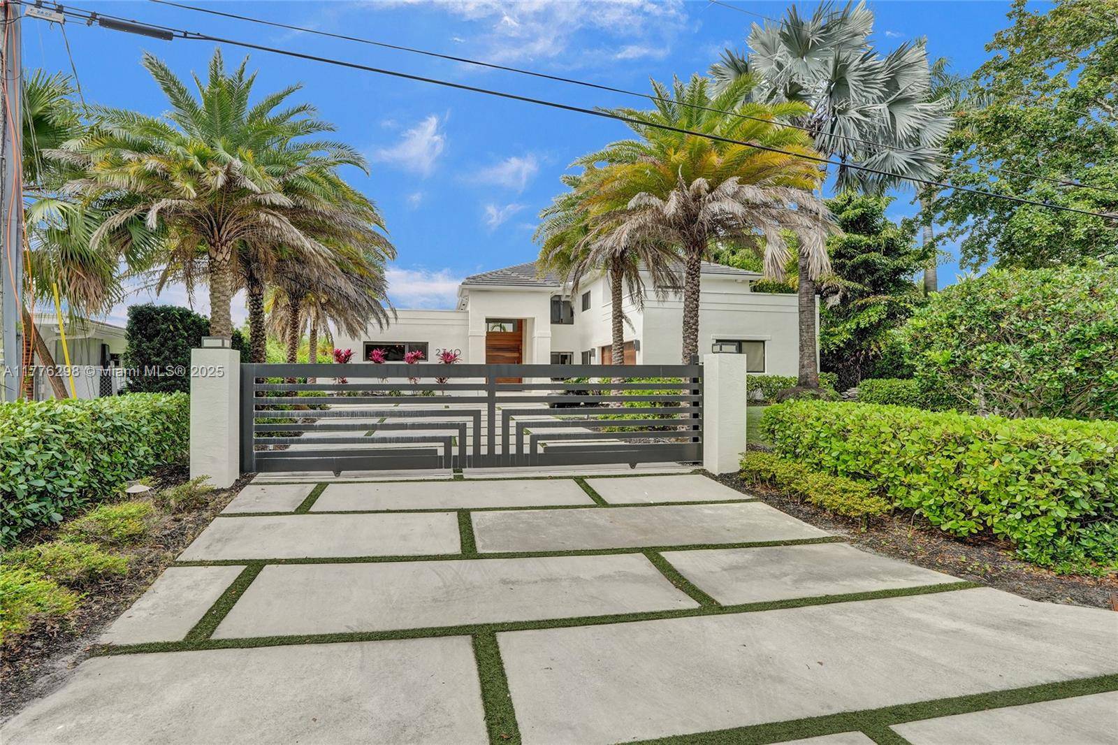 Fort Lauderdale, FL 33301,2340 Aqua Vista Blvd