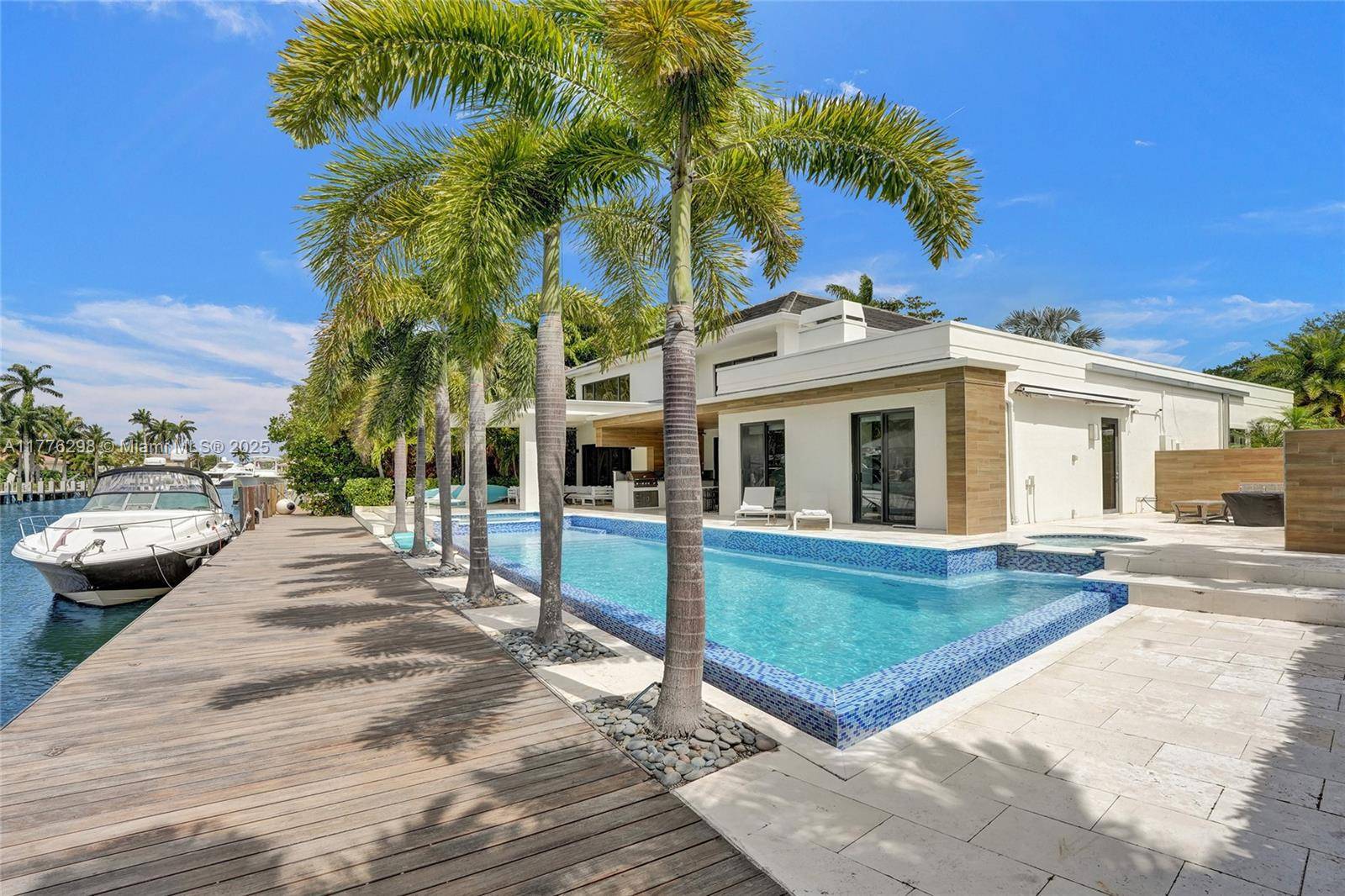 Fort Lauderdale, FL 33301,2340 Aqua Vista Blvd