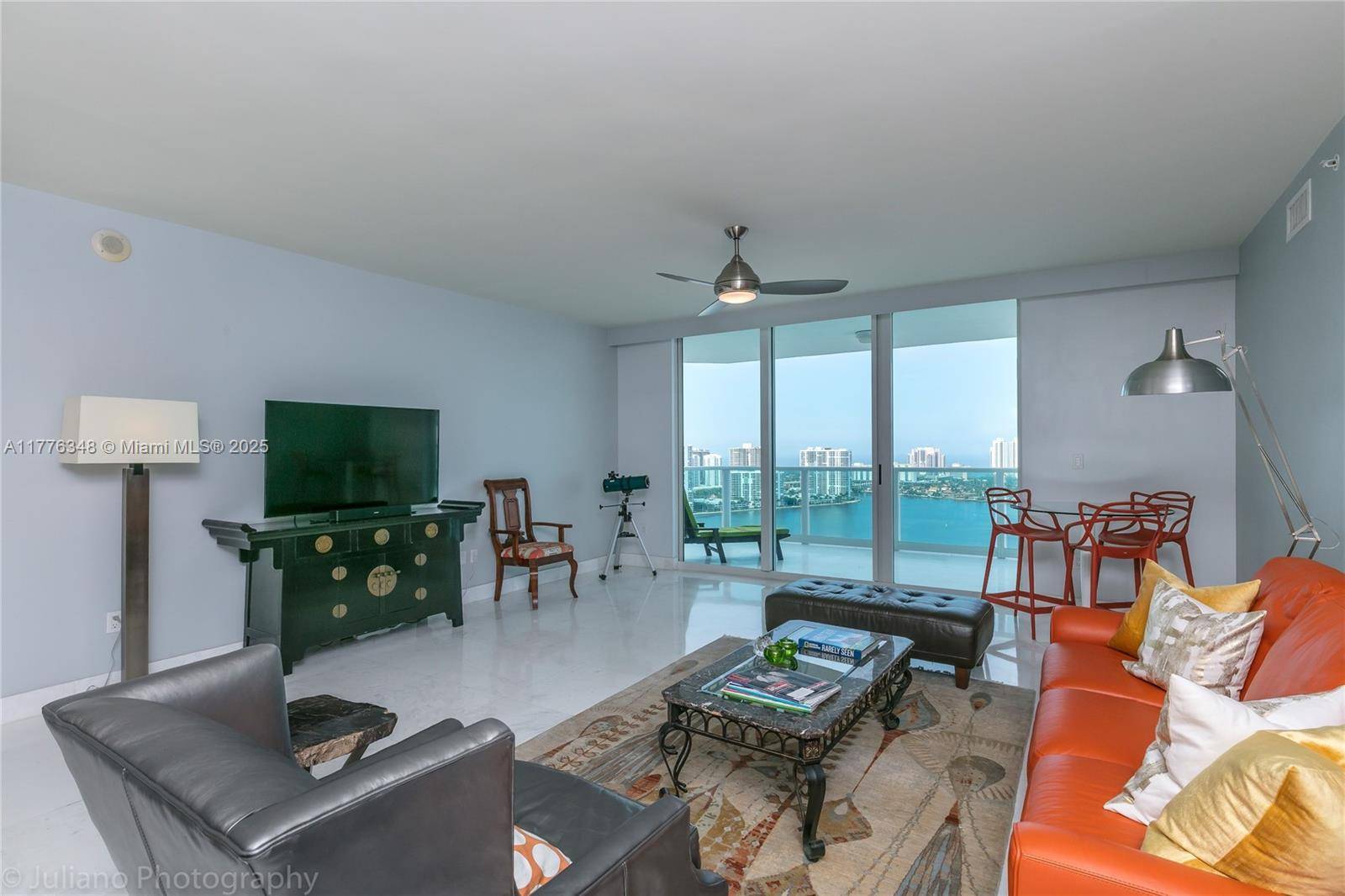 Aventura, FL 33160,3301 NE 183rd St #2905