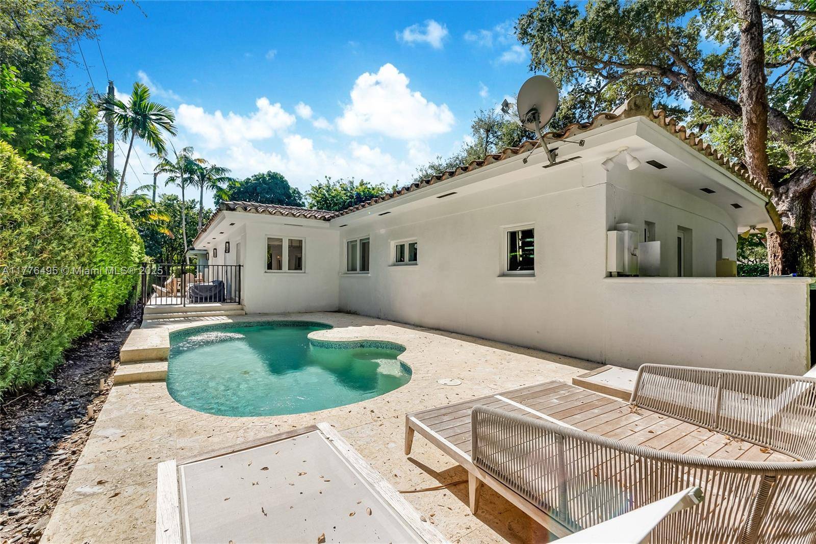 Coral Gables, FL 33146,6925 Tordera St