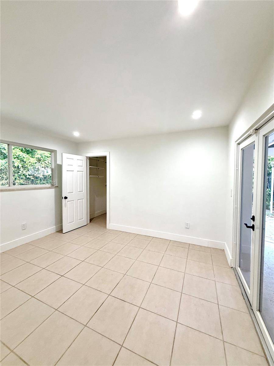 Pinecrest, FL 33156,13345 SW 83rd Ct