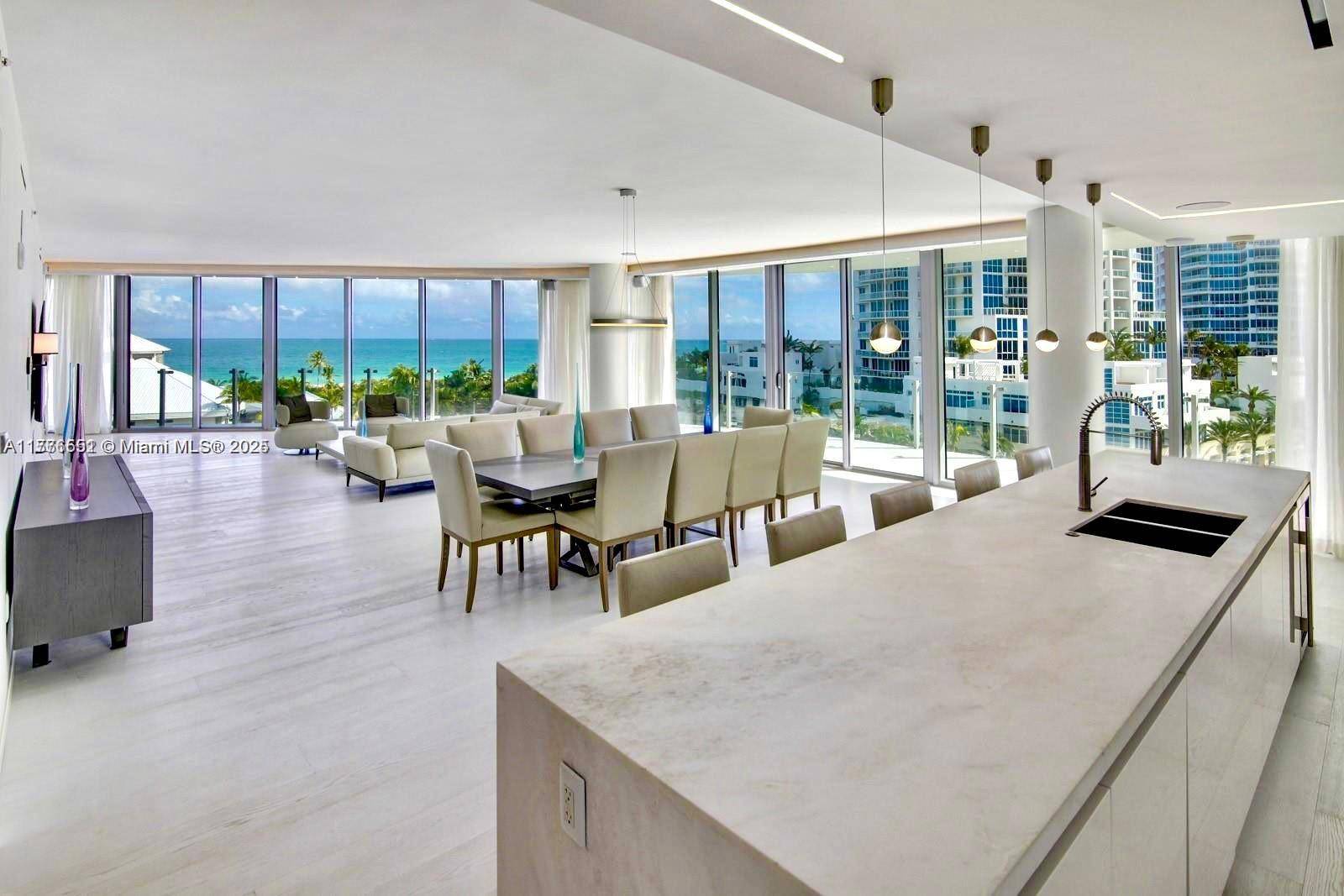 Miami Beach, FL 33139,1 Collins Ave #606