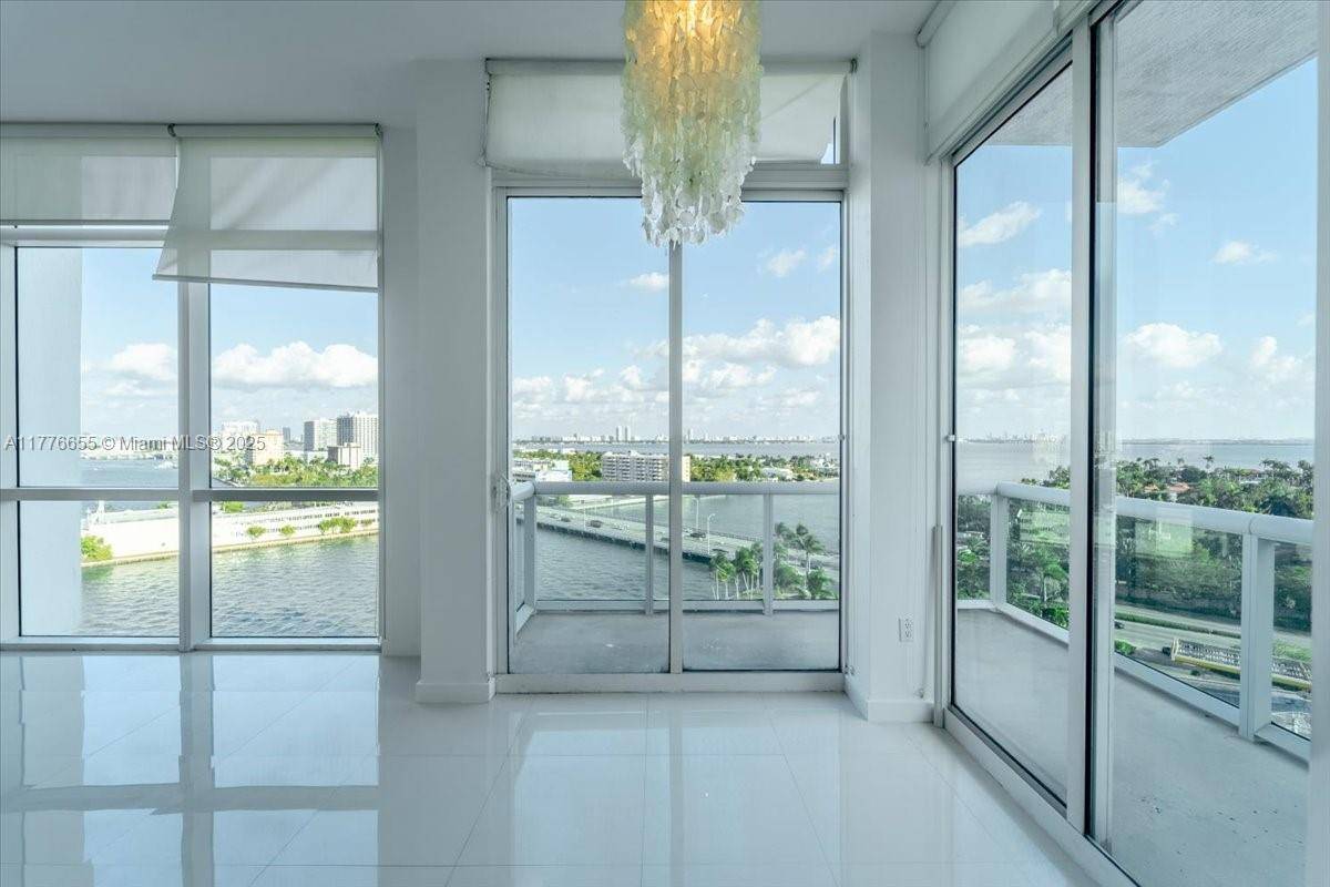 North Bay Village, FL 33141,7910 Harbor Island Dr #1211