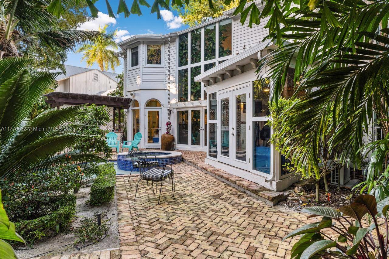 Miami, FL 33133,3644 Saint Gaudens Rd