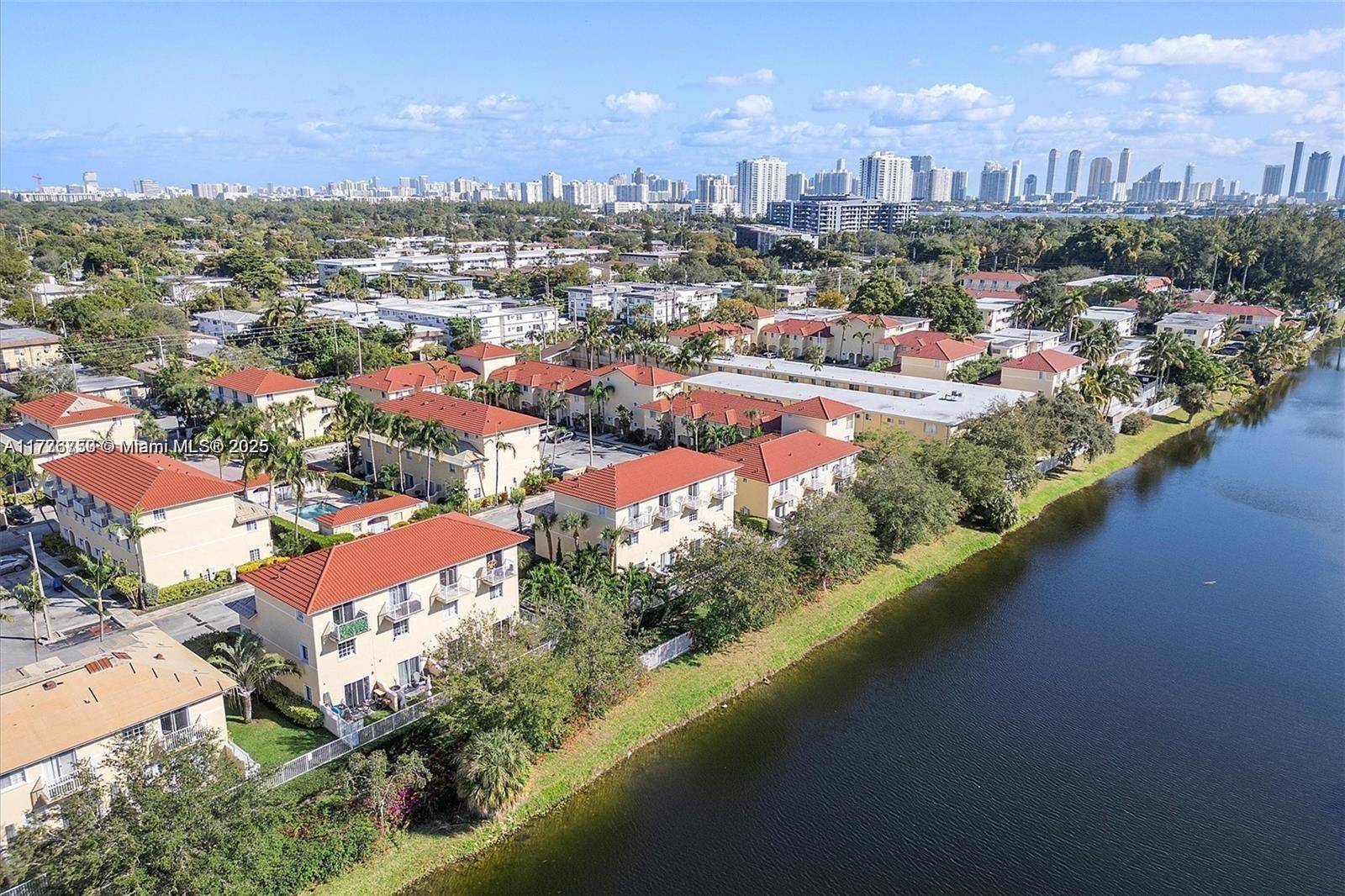 North Miami Beach, FL 33162,2062 NE 167th St #3-112