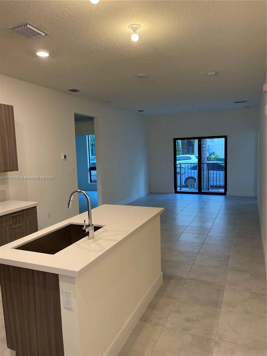 Doral, FL 33166,8363 NW 41st St #A-101