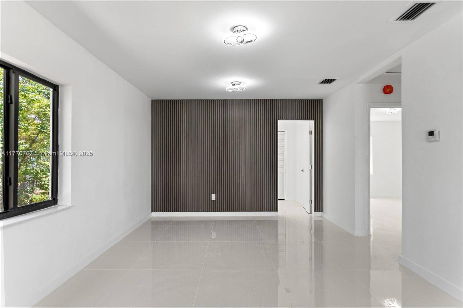 North Miami Beach, FL 33179,1640 NE 183 ST