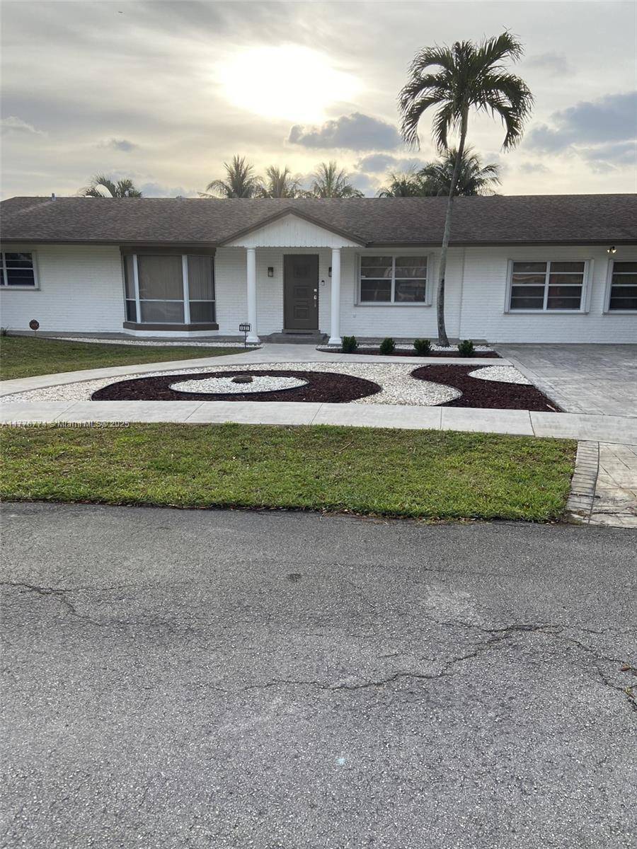 Hollywood, FL 33020,1601 N 29th Ave