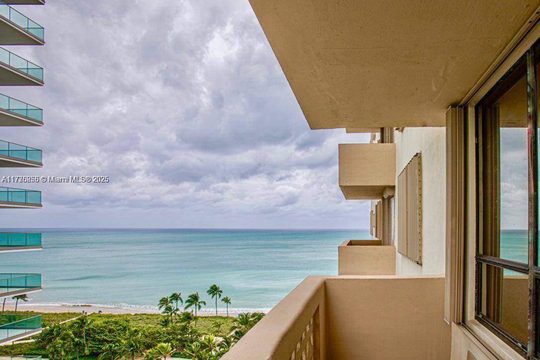 Bal Harbour, FL 33154,10185 Collins Ave #1021