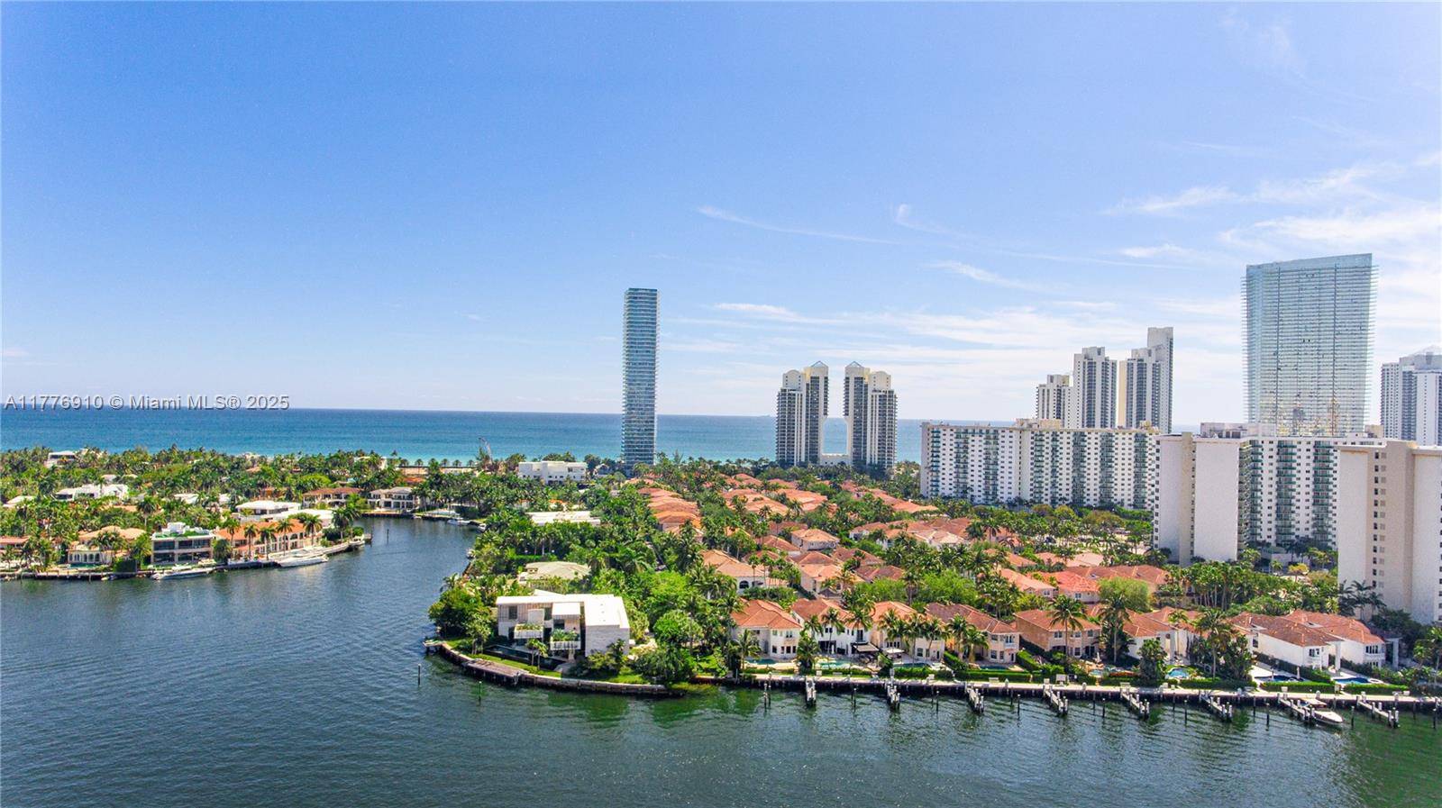 Aventura, FL 33180,19667 Turnberry Way #3F