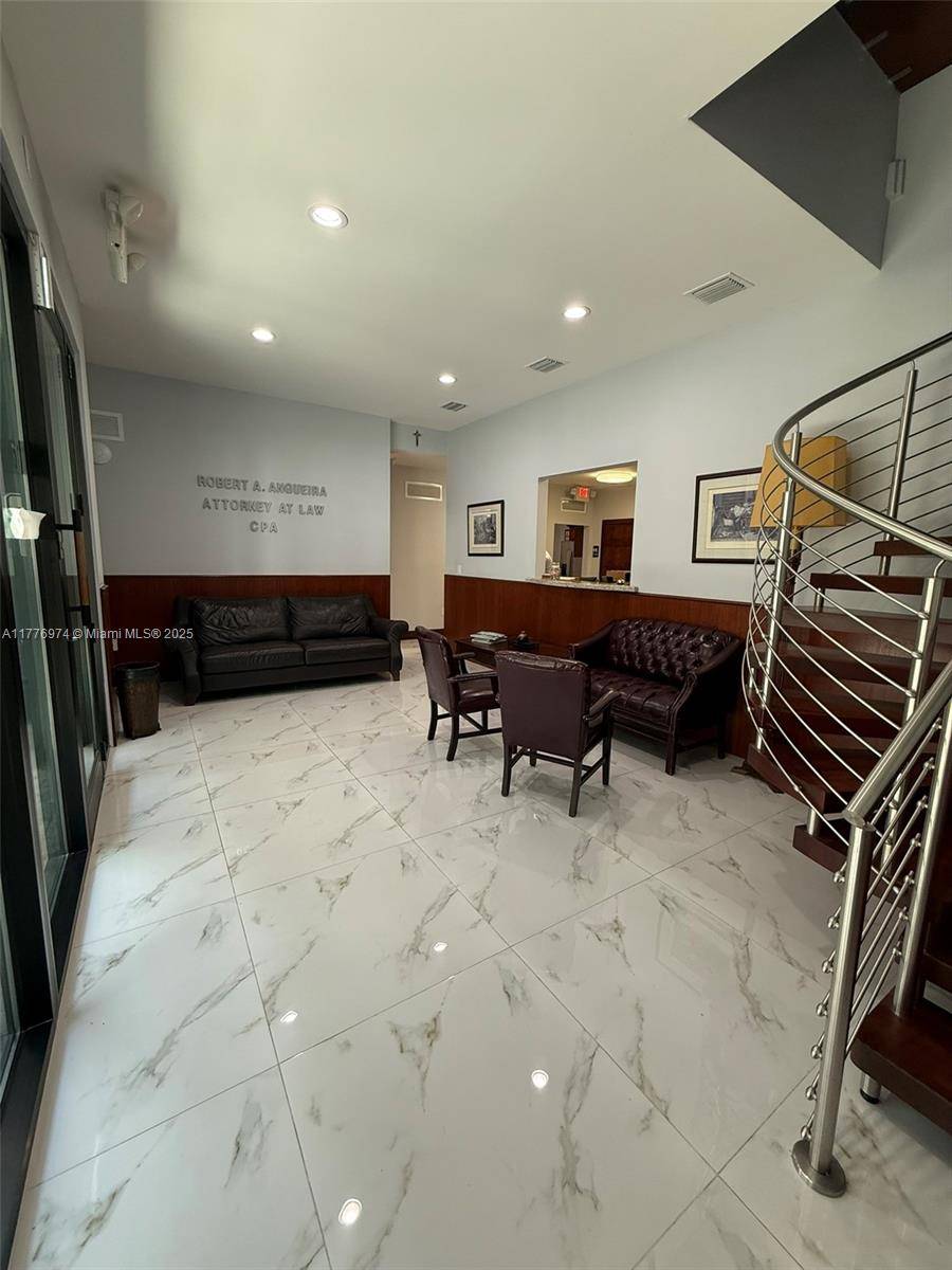 Miami, FL 33130,16 SW 1st Ave