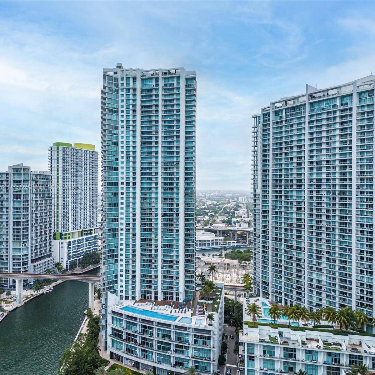 Miami, FL 33130,92 SW 3rd St #2910