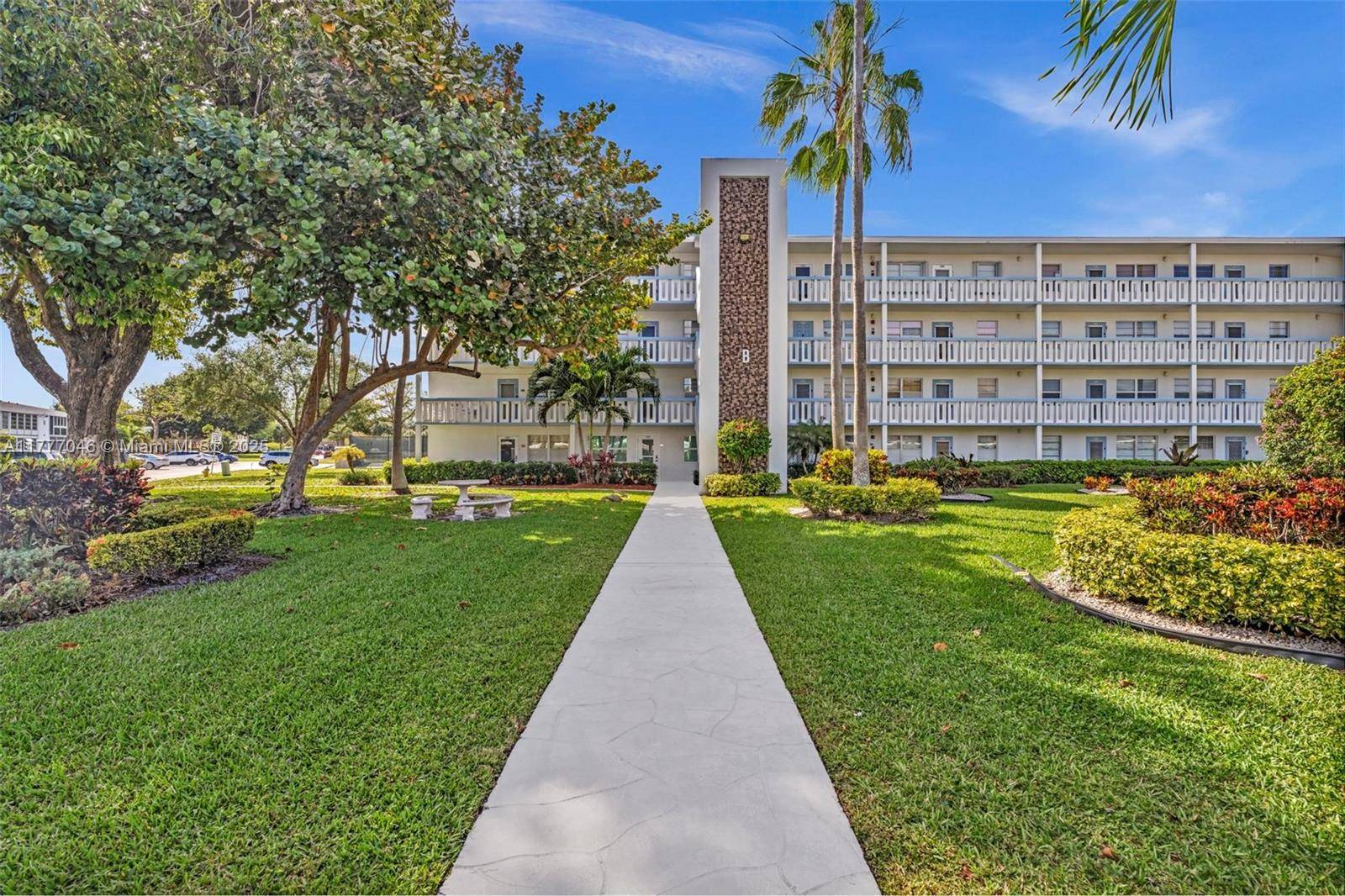 Deerfield Beach, FL 33442,3021 Swansea B #3021