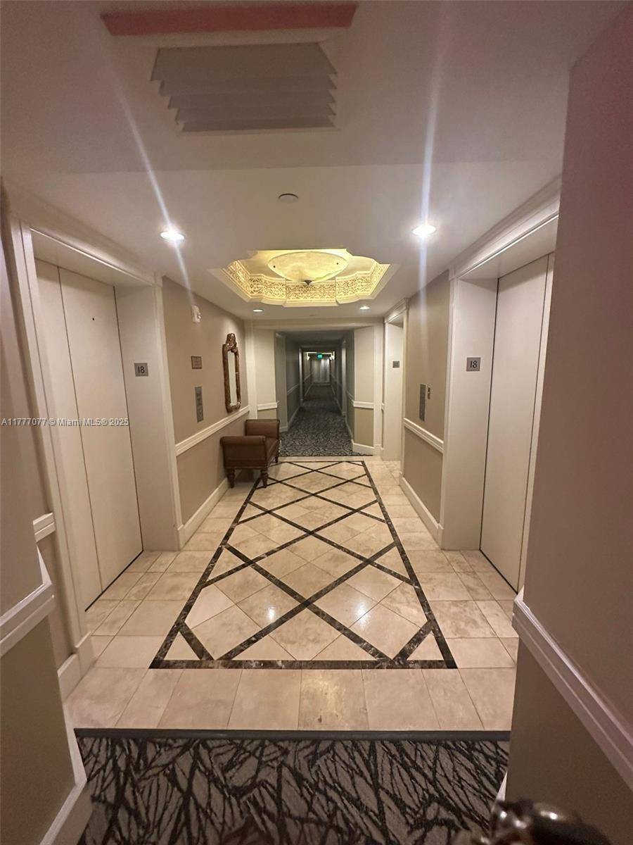 Miami, FL 33131,701 Brickell Key Blvd #1808