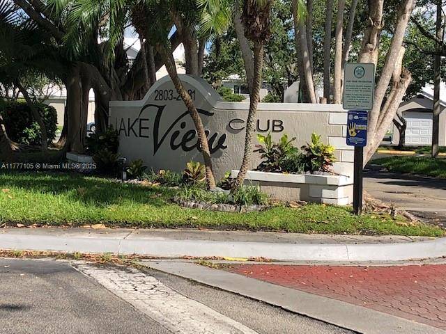 Oakland Park, FL 33309,2850 N Oakland Forest Dr #103