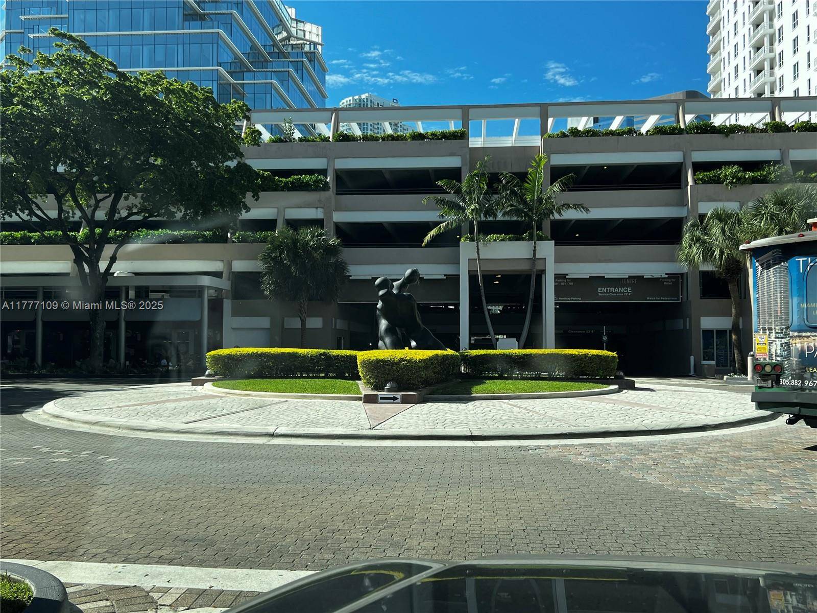 Miami, FL 33131,540 Brickell Key Dr #1226