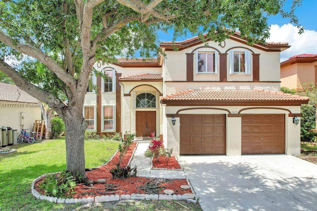 Davie, FL 33324,1623 E Harmony Lake Cir