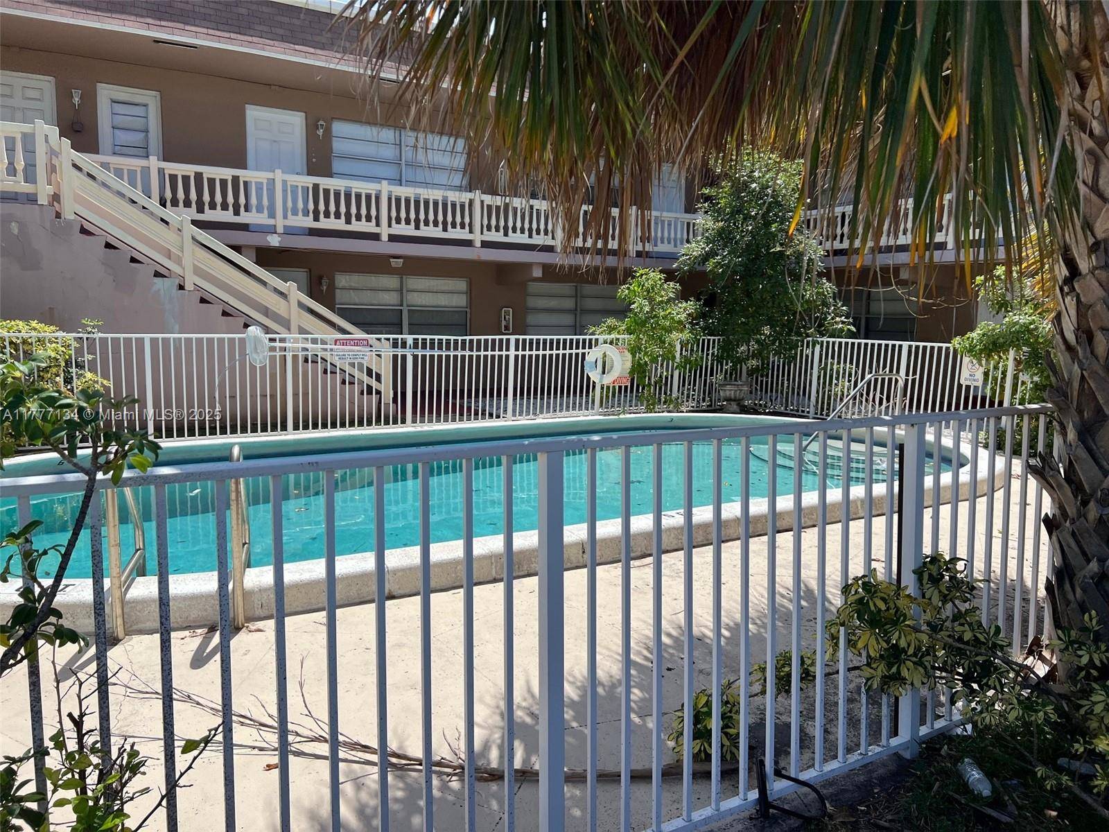 Pompano Beach, FL 33060,241 SE 9th Ave #109