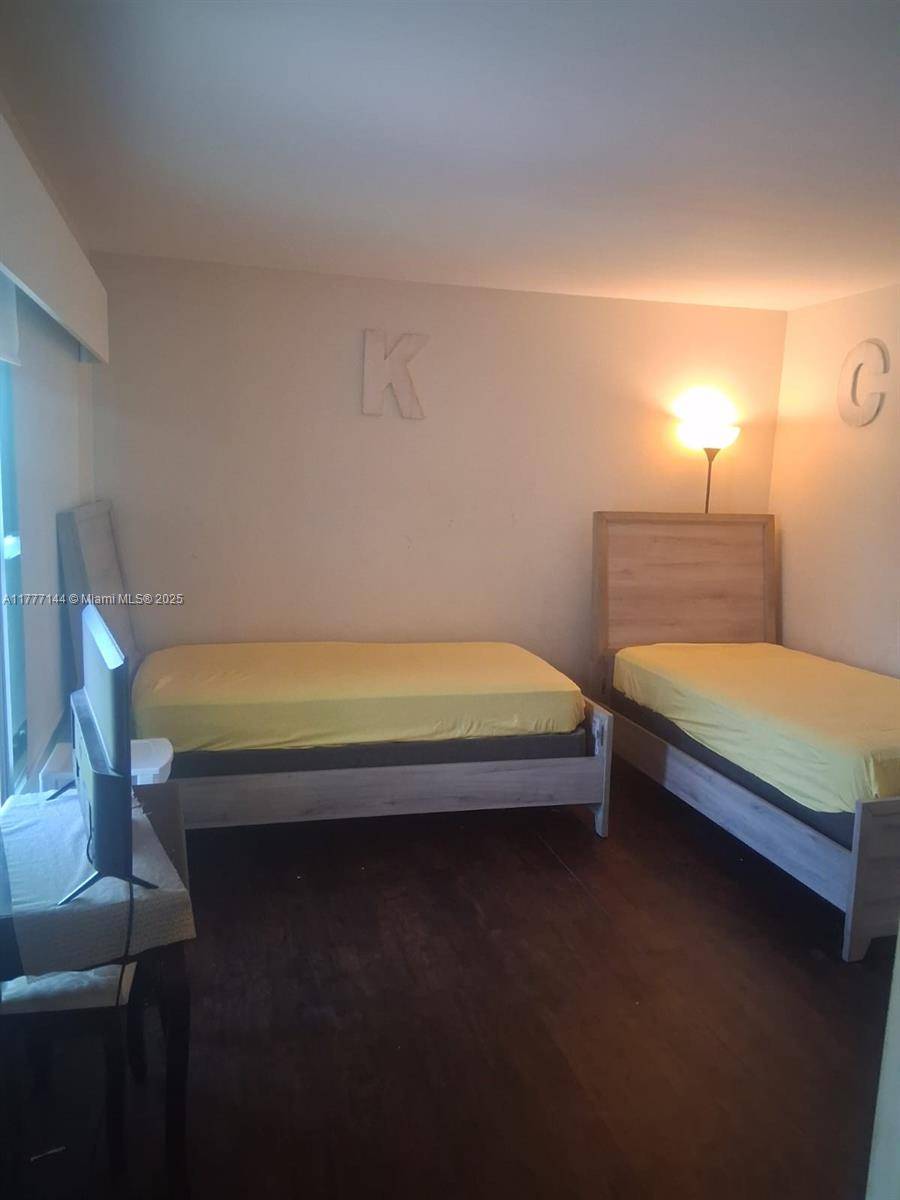 Fort Pierce, FL 34974,5204 SE 44TH ST