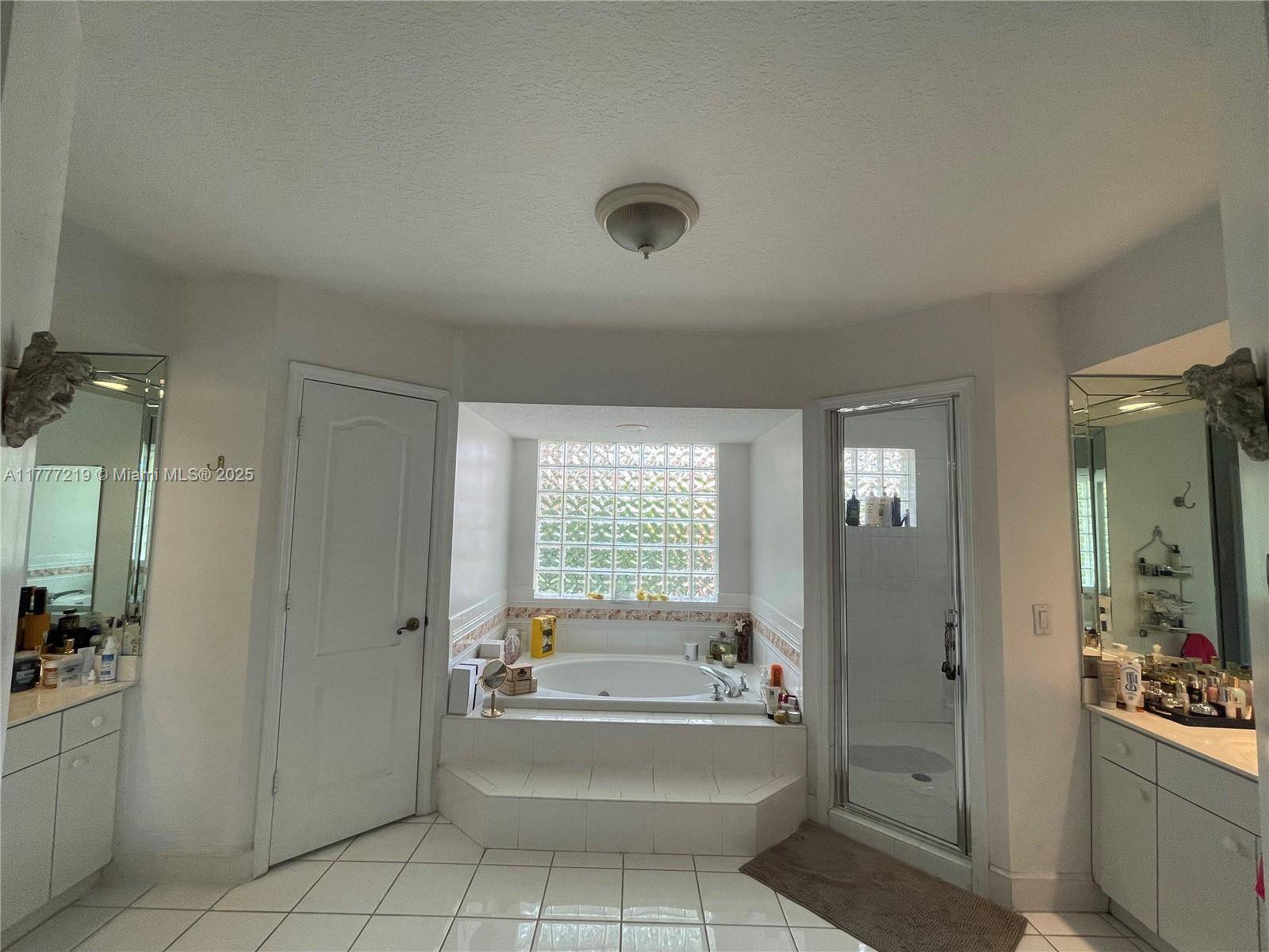 Miami, FL 33183,12421 SW 76th St