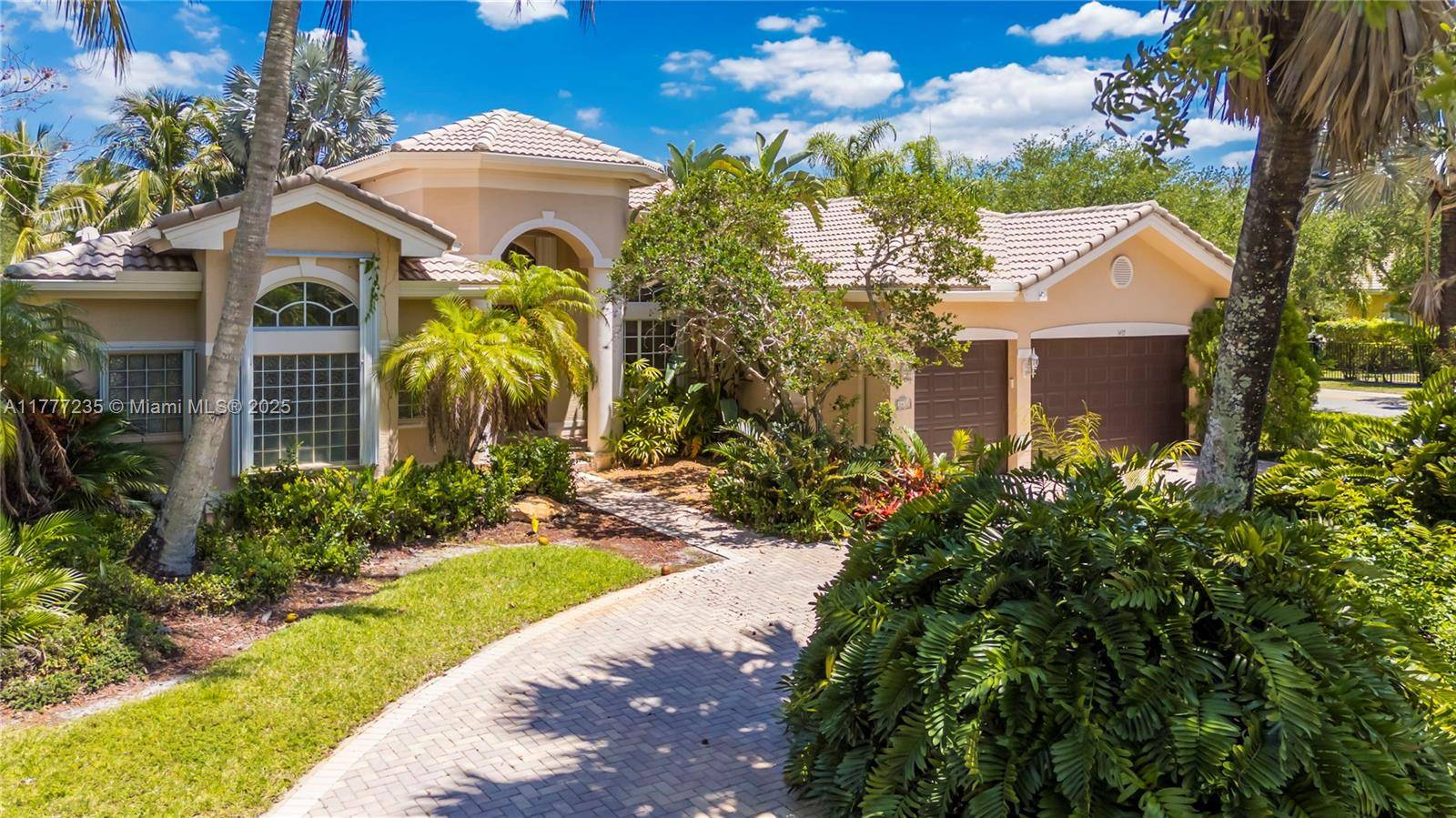 Davie, FL 33328,3432 Dovecote Meadow Ln