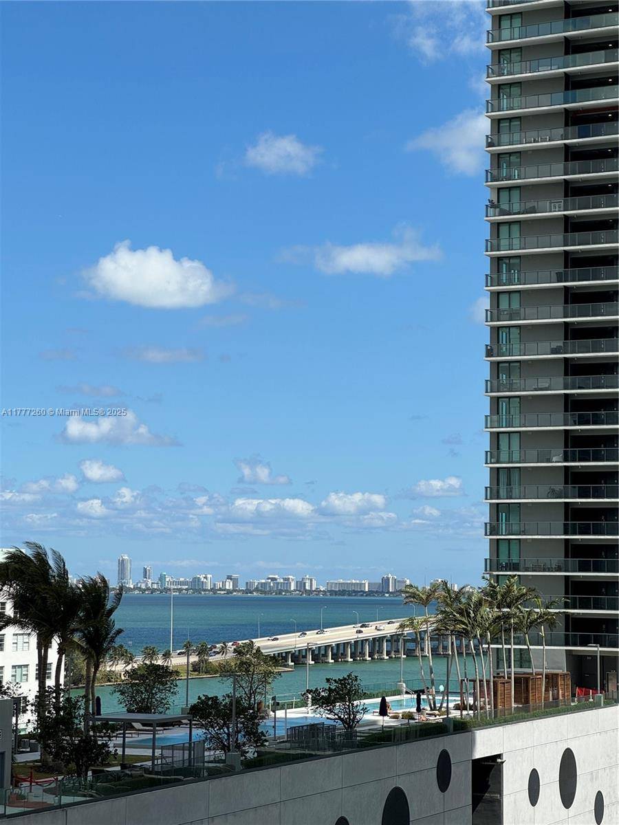 Miami, FL 33137,501 NE 31st St #903